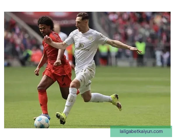 格纳布里在关键比赛中的表现持续提升，成为球队不可或缺的攻击点。